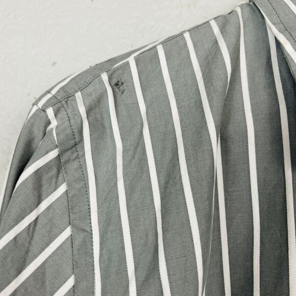 Abercrombie & Fitch Striped Button Up Muscle Shirt Stripe - L - Picture 4 of 6